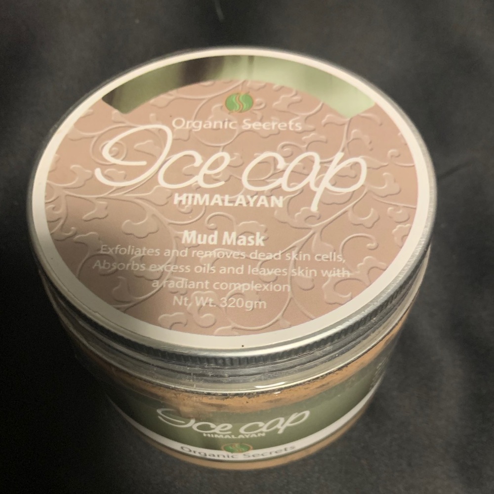 2/$60 NIP Organic Himalayan Mud Mask